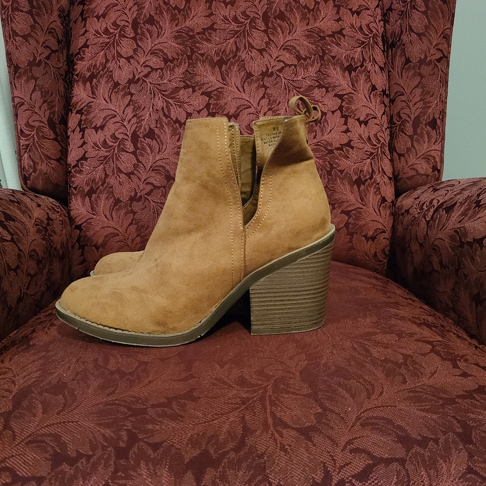 Universal Thread booties - Picture 5 of 7